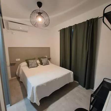 Plaza De Espana Guest house